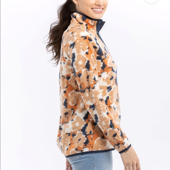 LIV Outdoors SPRING FROSTBITE PULLOVER - Picture 3 of 7